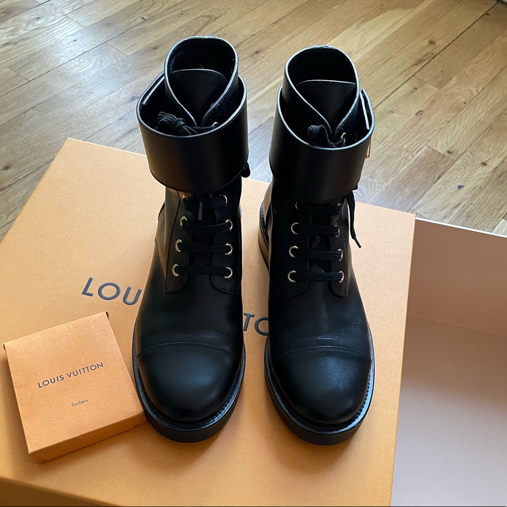 Louis Vuitton Wonderland Ranger boots 38